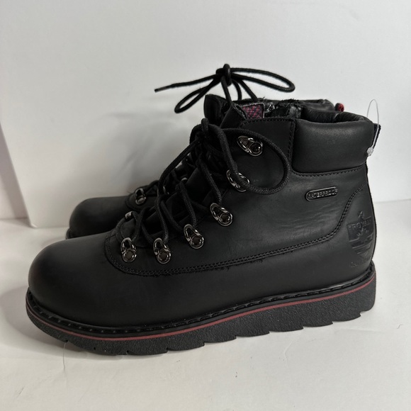 ROYAL CANADIAN   Bromont Waterproof Bootie In Black Lage leather size 9 main image 5
